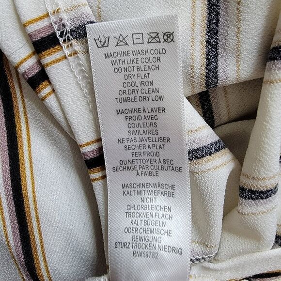 Adrianna Papell Striped Knotted Front Top. Size S. - Picture 7 of 8